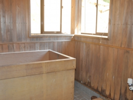南信州のログハウス調コテージお風呂